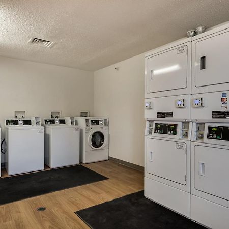 Birch Hill Suites Kansas City - Independence Exteriör bild