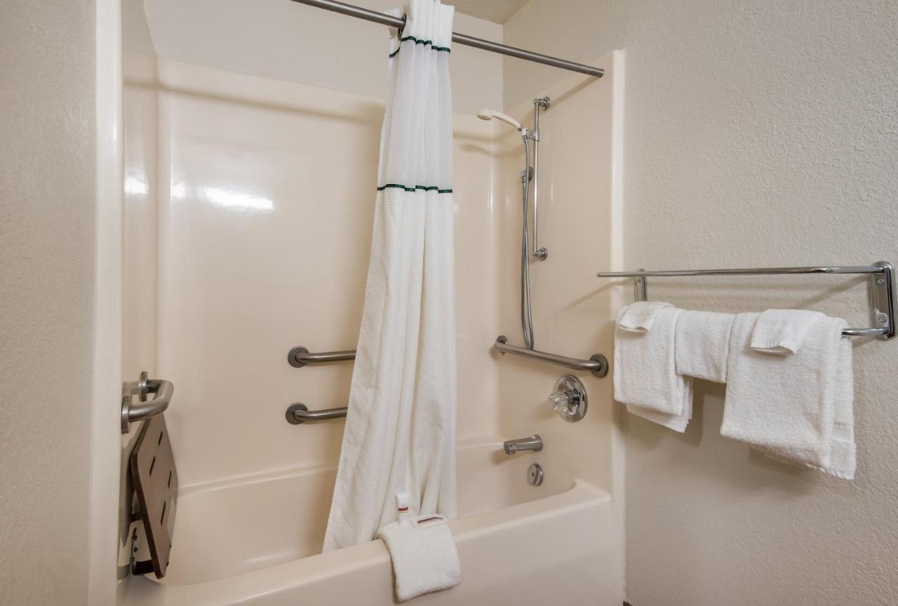 Birch Hill Suites Kansas City - Independence Exteriör bild
