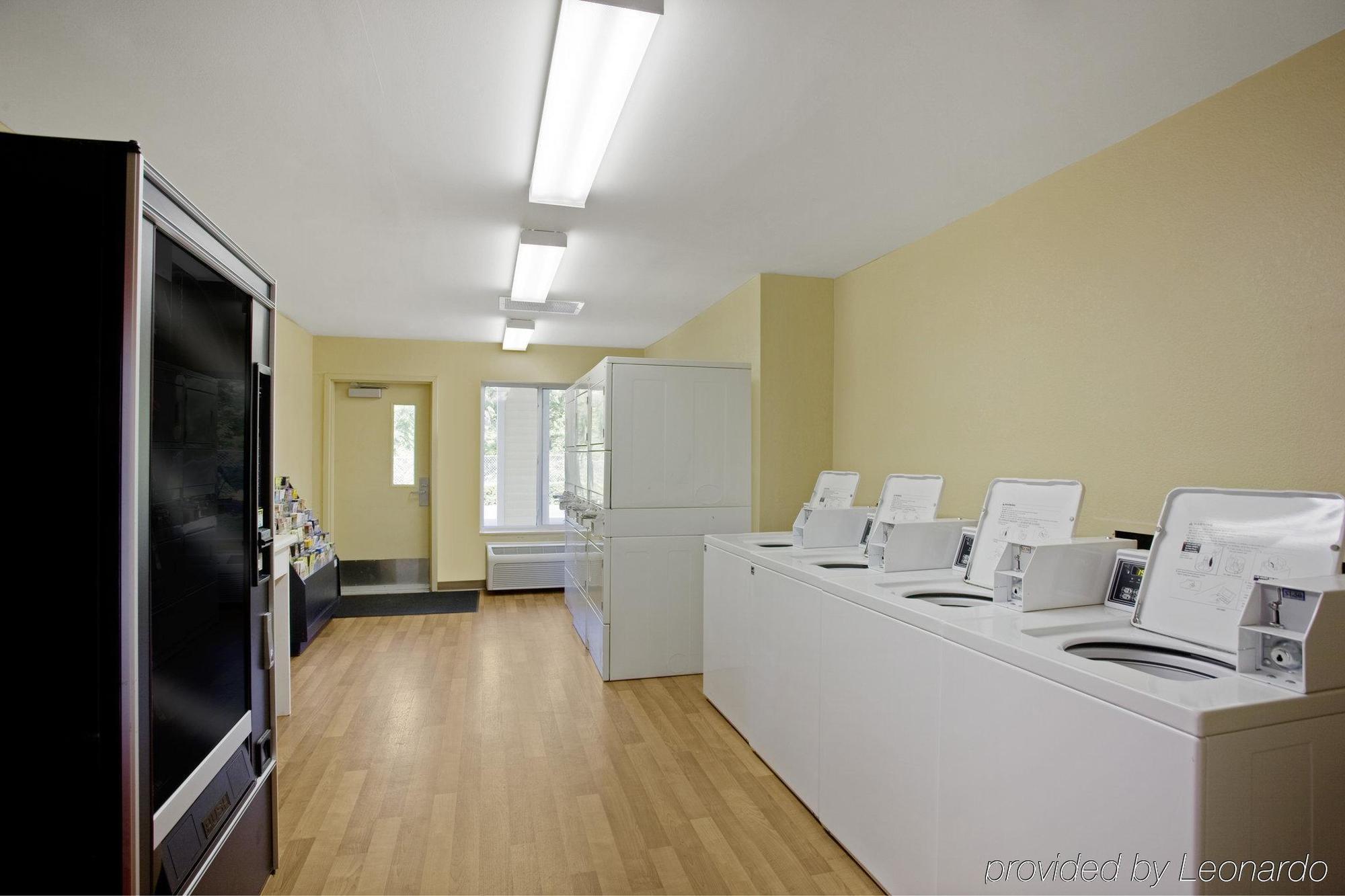 Birch Hill Suites Kansas City - Independence Exteriör bild