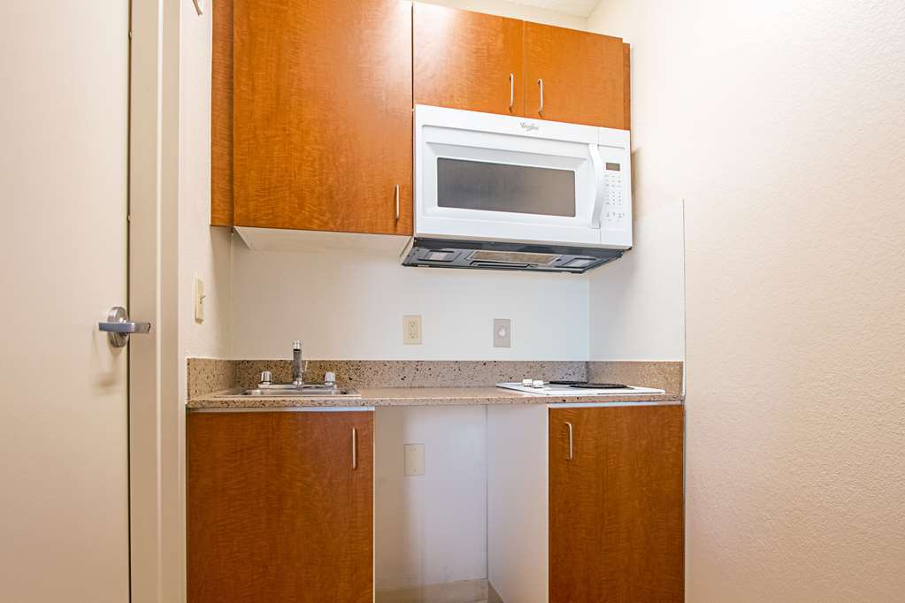 Birch Hill Suites Kansas City - Independence Rum bild